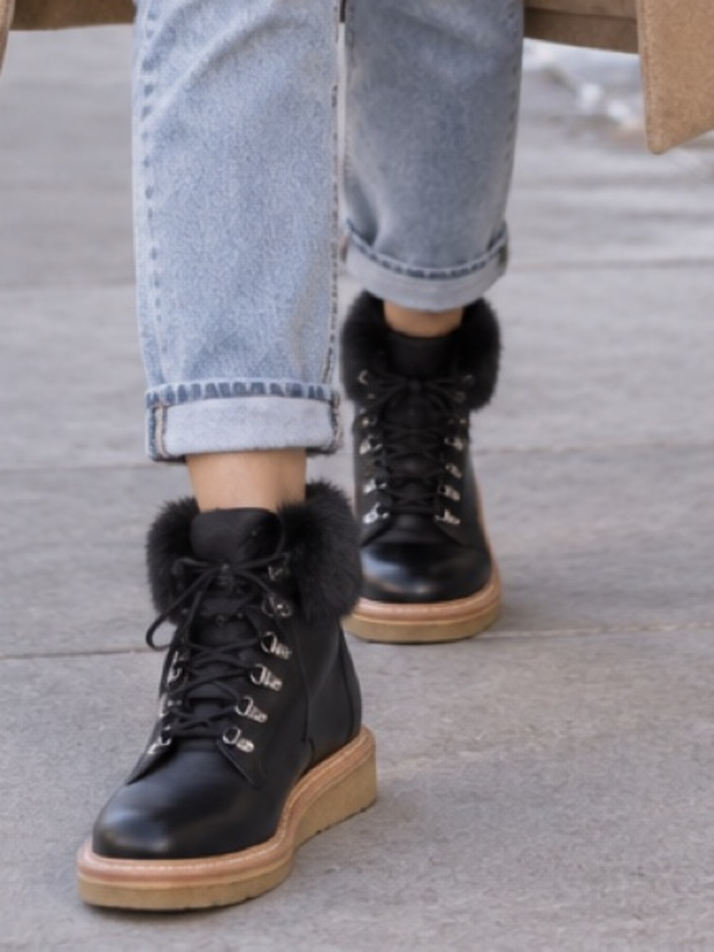BOTKIER Winter Hiking Boots Faux Fur Collar Black Leather
